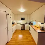 Scandinavian Design With Private Sauna 반타